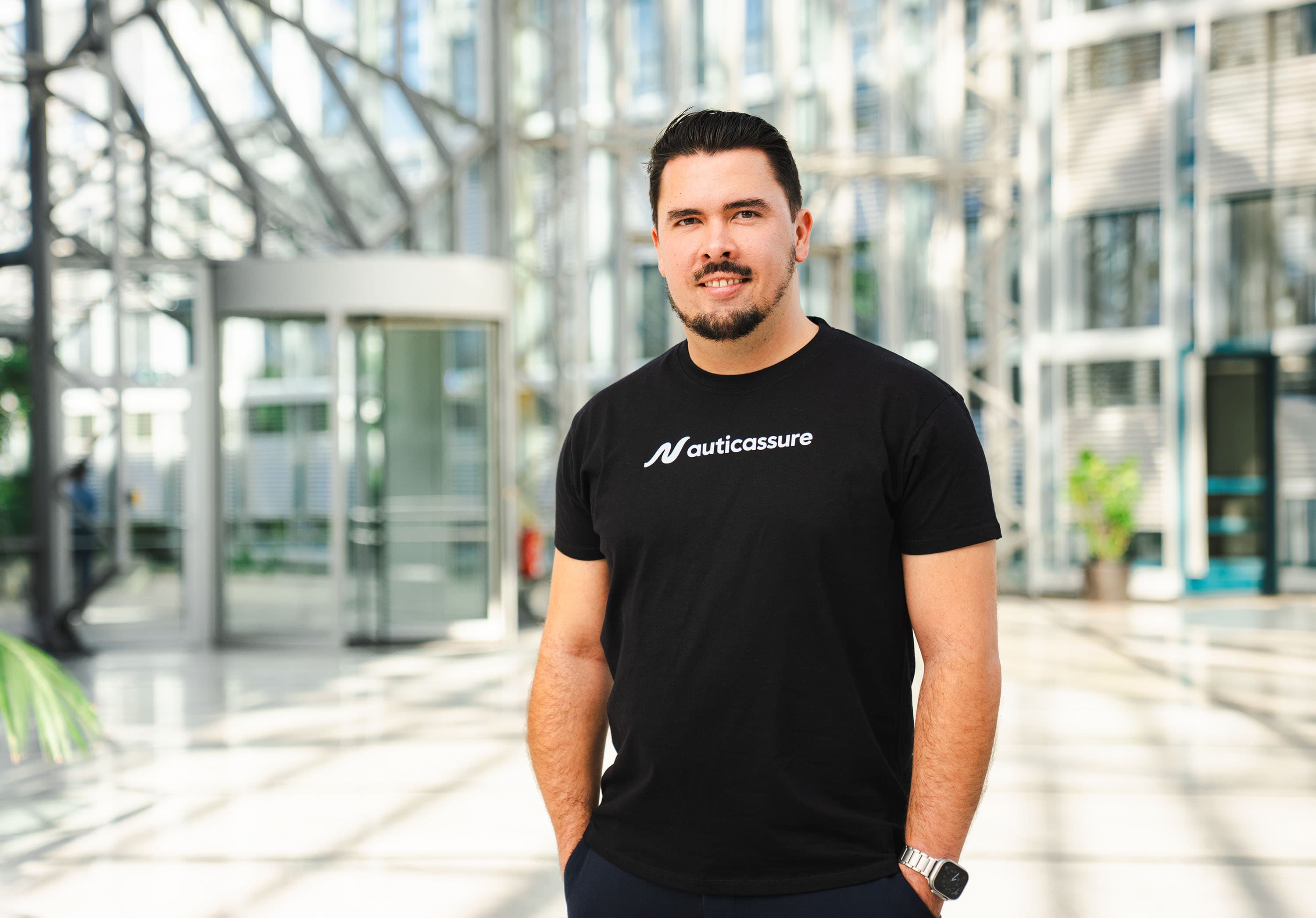 Portrait of Jonathan Posselt, Managing Director of NauticAssure