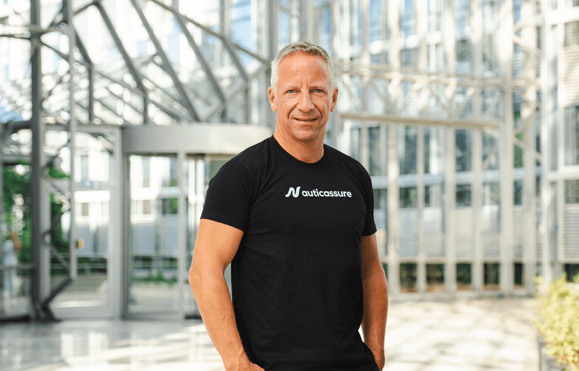 Portrait of Norbert Porazik, Managing Director of NauticAssure